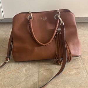 GUESS brown purse/handbag